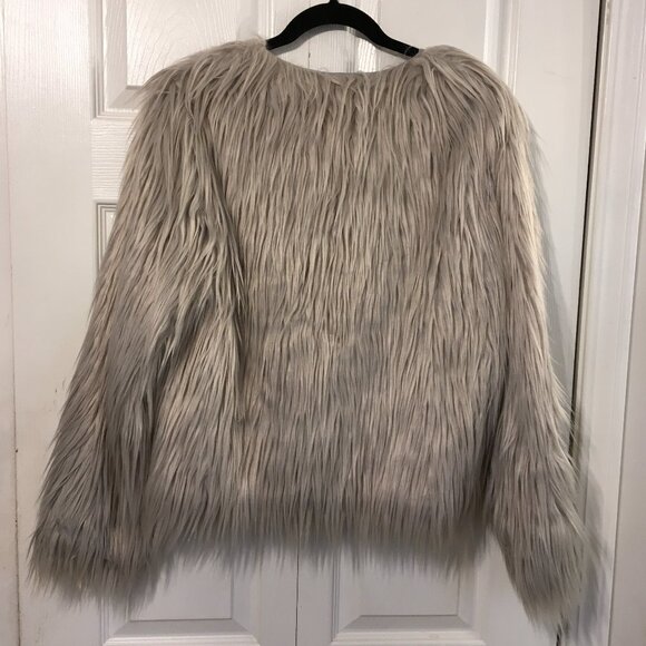 LANSHIFEI Women's Gray Mongolian Faux Fur Jacket - Picture 4 of 7